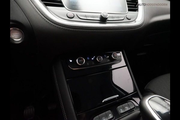 Opel Grandland X 1.2 Turbo Business Executive (APPLE CARPLAY,LED,DODEHOEK,KEYLESS,STUUR-STOELVERWARMING,PARKEERSENSOREN,TREKHAAK)