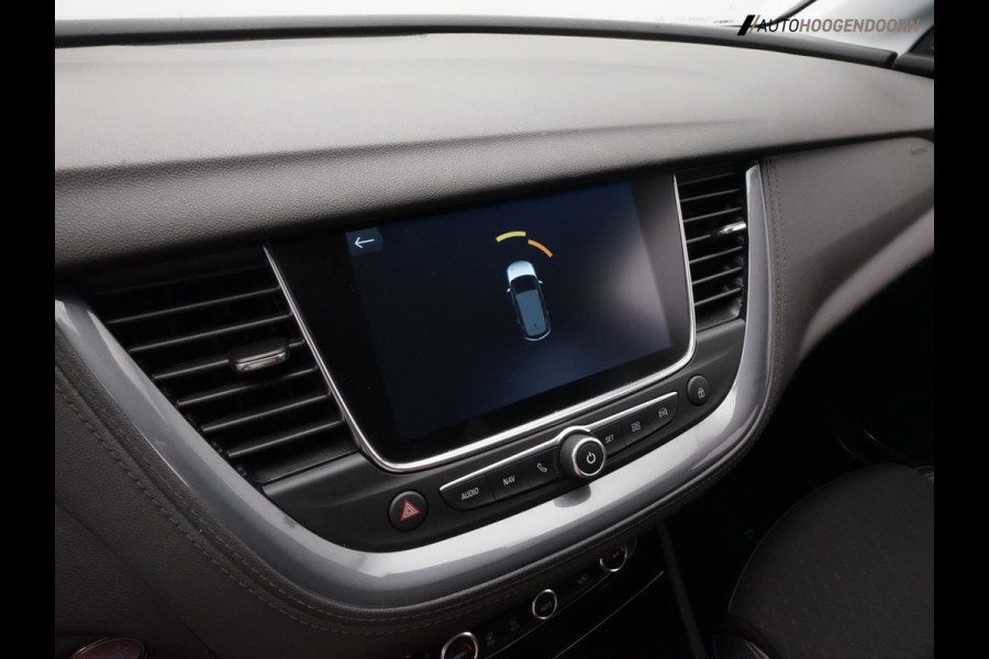Opel Grandland X 1.2 Turbo Business Executive (APPLE CARPLAY,LED,DODEHOEK,KEYLESS,STUUR-STOELVERWARMING,PARKEERSENSOREN,TREKHAAK)