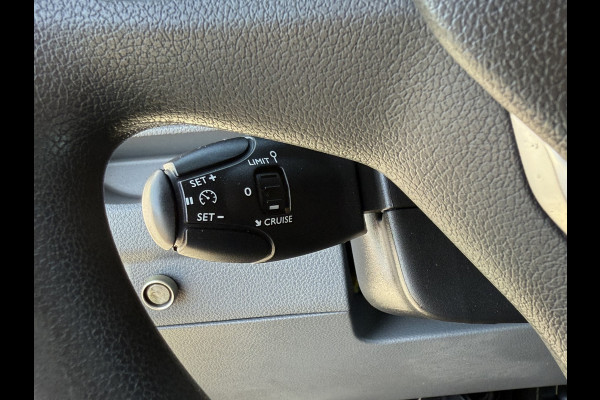Citroën Jumpy 2.0 BlueHDI 123 PK / L3H1 / DUBBELE CABINE 6-PERS / 2.5 TONS TREKHAAK / AIRCO / CRUISE / NAVI / CARPLAY