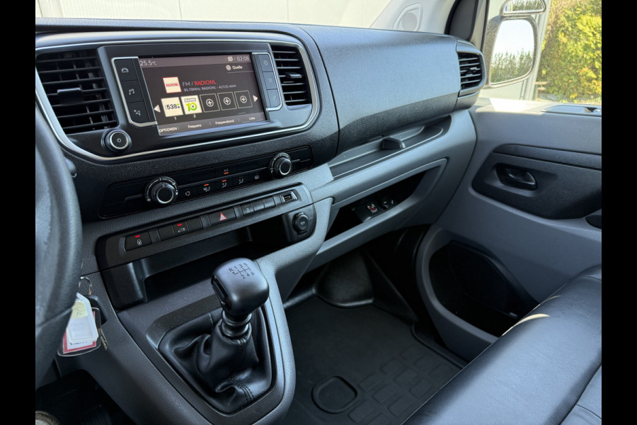 Citroën Jumpy 2.0 BlueHDI 123 PK / L3H1 / DUBBELE CABINE 6-PERS / 2.5 TONS TREKHAAK / AIRCO / CRUISE / NAVI / CARPLAY