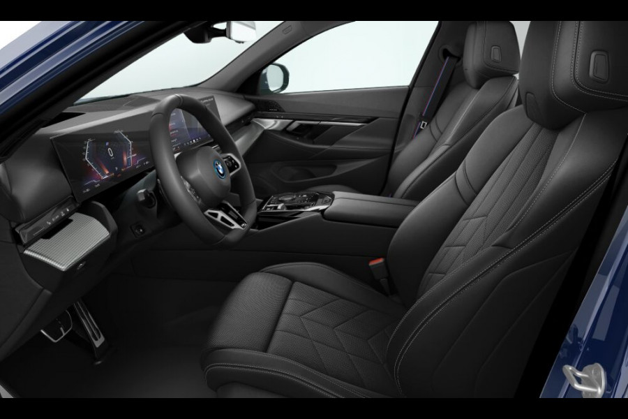 BMW i5 Touring eDrive40 M-Sport Pro - Pano - Onderstel Prof - Driving Ass Prof - Harman Kardon