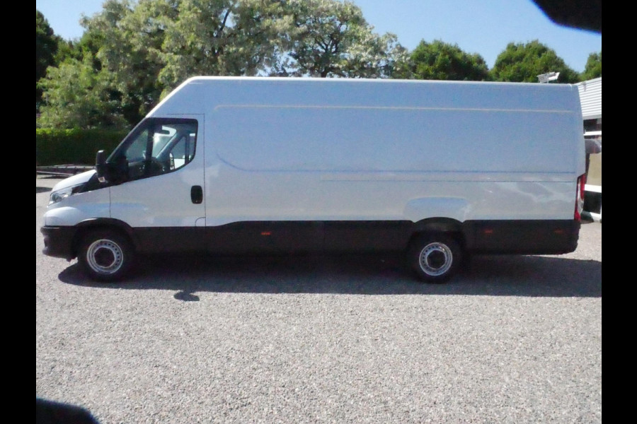 Iveco Daily 35S14V 2.3 140PK, L4H2, Airco