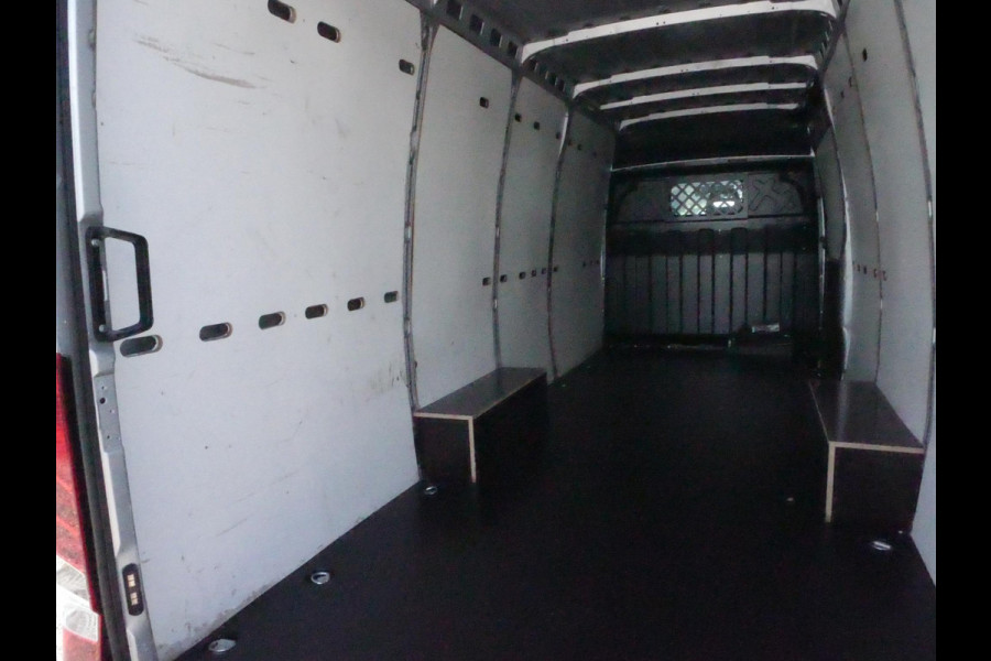 Iveco Daily 35S14V 2.3 140PK, L4H2, Airco