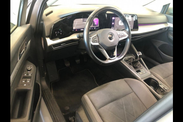 Volkswagen Golf 1.5 TSI Style - Navi - Schuif/kanteldak - Virt.Cockpit - Winterpakket - Climate