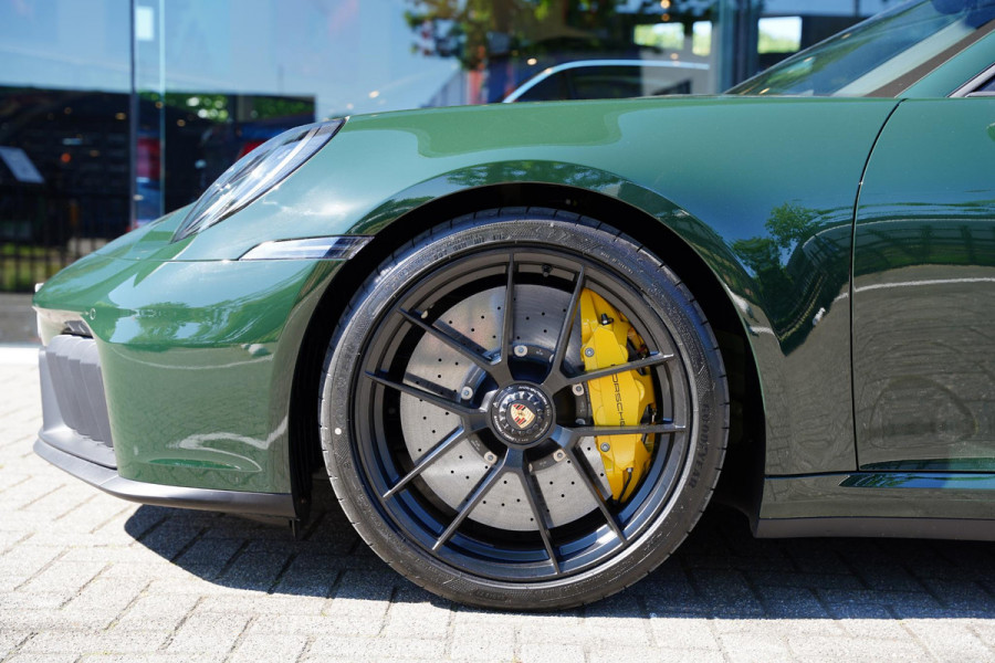 Porsche 911 992.2 Carrera GTS Cabriolet PTS Brewster Green Ceramic