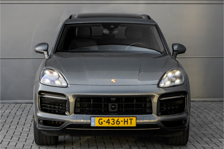 Porsche Cayenne 3.0 E-Hybrid 462PK Sport Design Sport Chrono Pano Trekhaak 22"