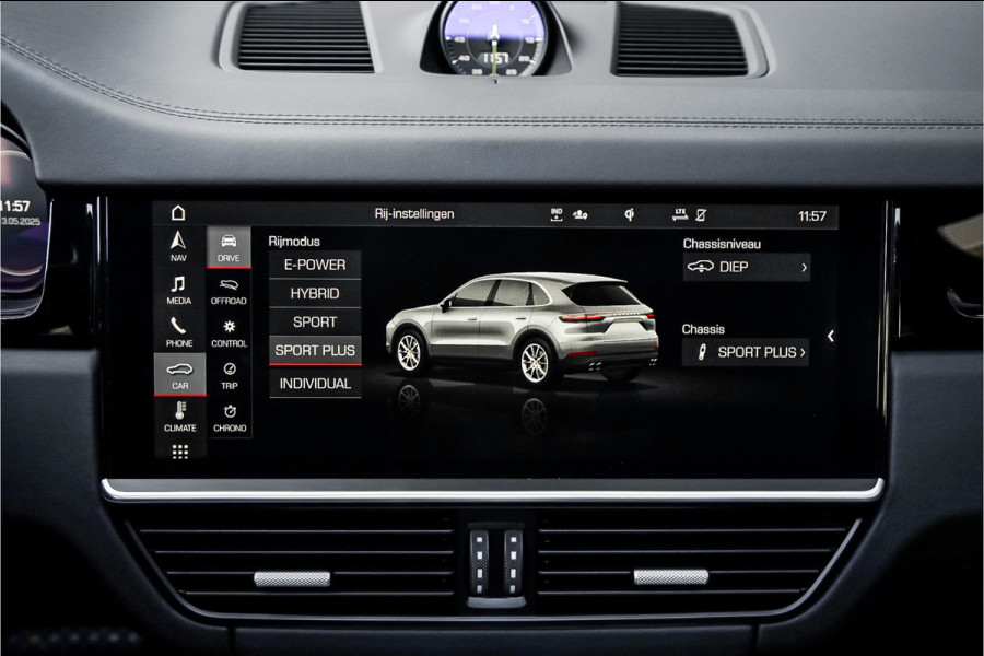 Porsche Cayenne 3.0 E-Hybrid 462PK Sport Design Sport Chrono Pano Trekhaak 22"