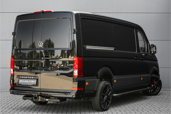 Volkswagen Crafter 35 2.0 TDI L3H2 Black Pack Luxe 19" ACC Dubbel Schuifdeur BPM Vrij Facelift LED