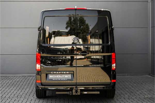 Volkswagen Crafter 35 2.0 TDI L3H2 Black Pack Luxe 19" ACC Dubbel Schuifdeur BPM Vrij Facelift LED