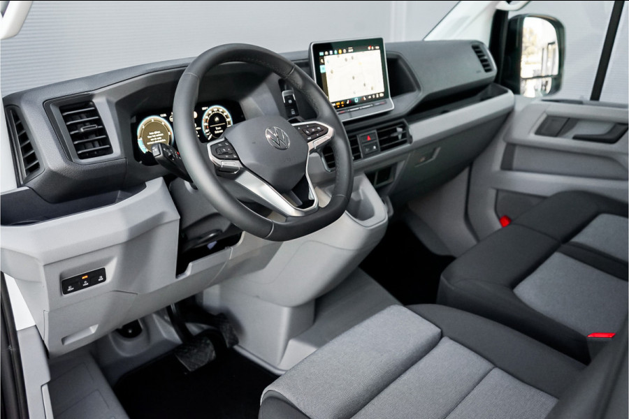 Volkswagen Crafter 35 2.0 TDI L3H2 Black Pack Luxe 19" ACC Dubbel Schuifdeur BPM Vrij Facelift LED