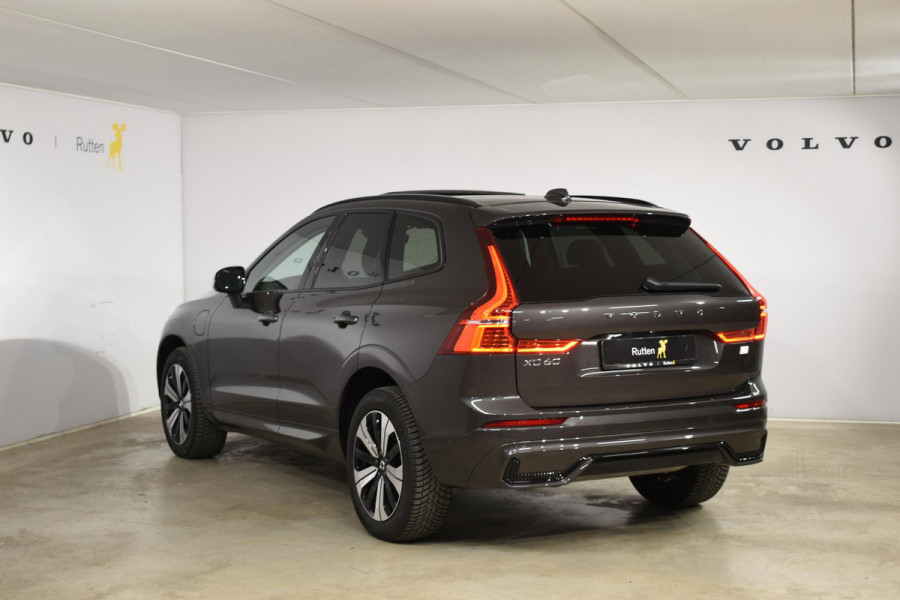 Volvo XC60 T6 350PK Automaat AWD Plus Dark / Adaptive Cruise control / Stoelverwarming v+a / Stuurverwarming / Elektr. achterklep  / Panoramadak / Harman Kardon /