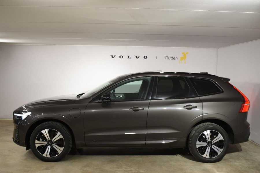 Volvo XC60 T6 350PK Automaat AWD Plus Dark / Adaptive Cruise control / Stoelverwarming v+a / Stuurverwarming / Elektr. achterklep  / Panoramadak / Harman Kardon /