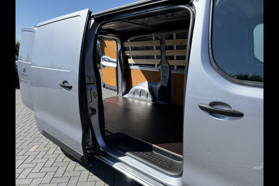 Peugeot Expert 1.5 BlueHDI 102 PK / L2H1 / AIRCO / CRUISE / TREKHAAK / NETTE BUS