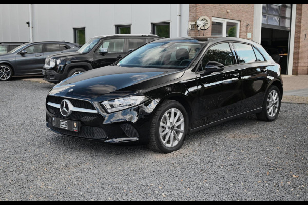 Mercedes-Benz A-Klasse 250 e Business Line 218 PK 1e Eig Dealer o.h. App Connect PDC 17''