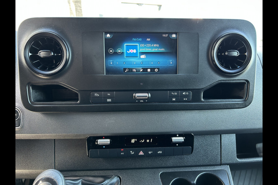 Mercedes-Benz Sprinter 315 CDI L2 H1 RWD / Trekhaak / MBUX / Camera / Carplay navigatie / Airco / 270 Graden achterdeuren