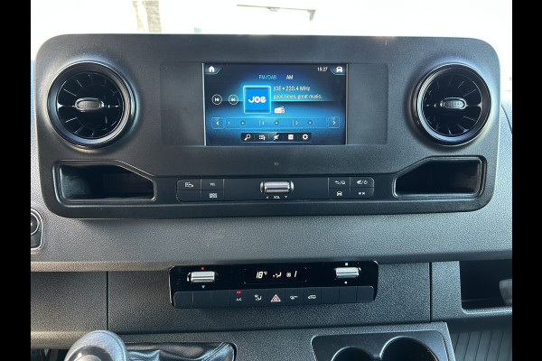 Mercedes-Benz Sprinter 315 CDI L2 H1 RWD / Trekhaak / MBUX / Camera / Carplay navigatie / Airco / 270 Graden achterdeuren