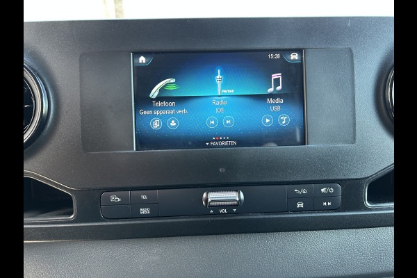 Mercedes-Benz Sprinter 315 CDI L2 H1 RWD / Trekhaak / MBUX / Camera / Carplay navigatie / Airco / 270 Graden achterdeuren