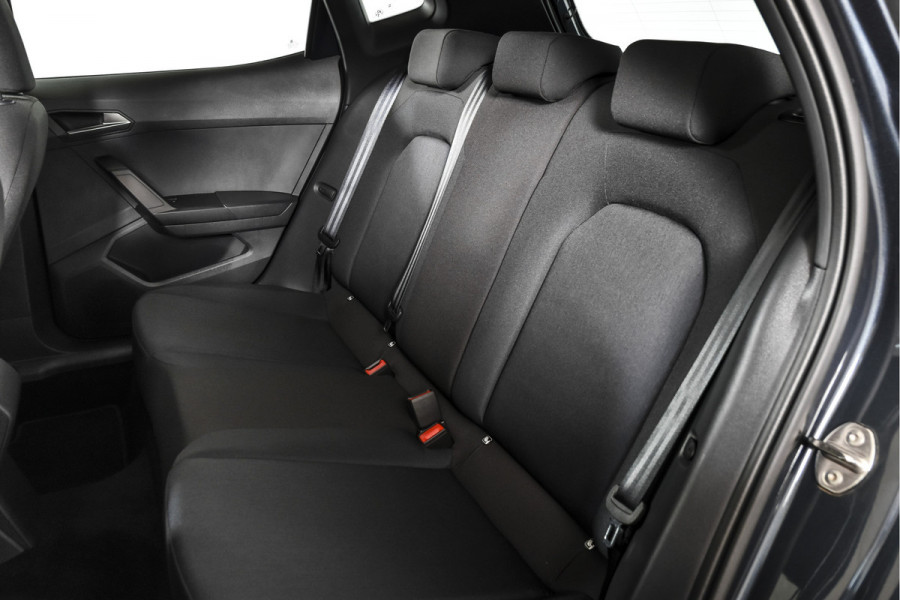 Seat Arona 1.0 TSI 110 PK FR Business Connect - Automaat | Dig.Cockpit | Adapt.Cruise | Camera + PDC | NAV + App.Connect | Auto.Airco | LM 17" | 2914