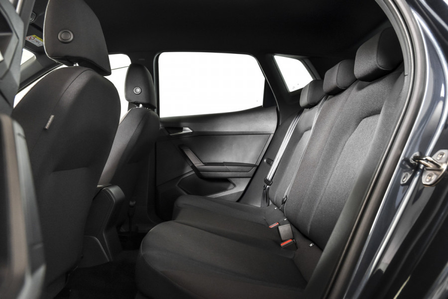 Seat Arona 1.0 TSI 110 PK FR Business Connect - Automaat | Dig.Cockpit | Adapt.Cruise | Camera + PDC | NAV + App.Connect | Auto.Airco | LM 17" | 2914