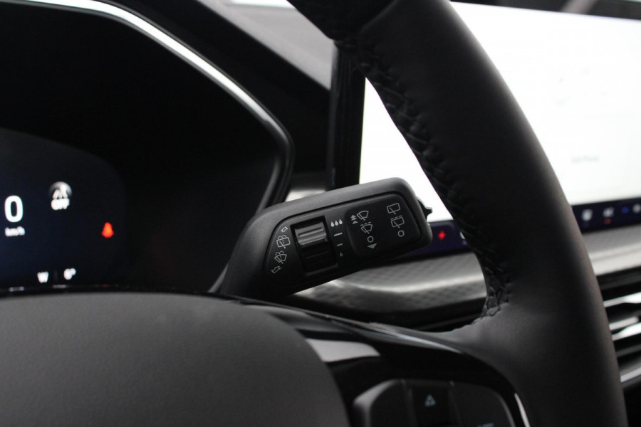 Ford Kuga 2.5 PHEV Titanium 225pk Nieuw Model | Bursting Green | Navigatie | Achteruitrijcamera | Nieuw te Bestellen