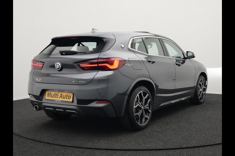 BMW X2 xDrive25e M sport X Plug in Hybrid | PHEV | Panodak | Adaptive Cruise | Head-up Display | Harman/Kardon | Sportstoelen Memory | Stoel & Stuurwiel verwarming | LED | 19'' L.M. |