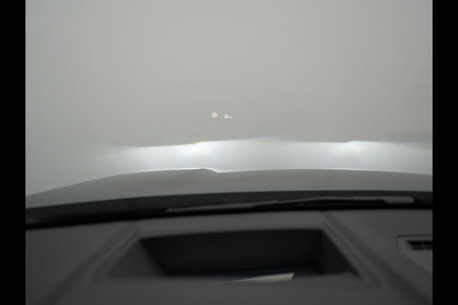 BMW X2 xDrive25e M sport X Plug in Hybrid | PHEV | Panodak | Adaptive Cruise | Head-up Display | Harman/Kardon | Sportstoelen Memory | Stoel & Stuurwiel verwarming | LED | 19'' L.M. |