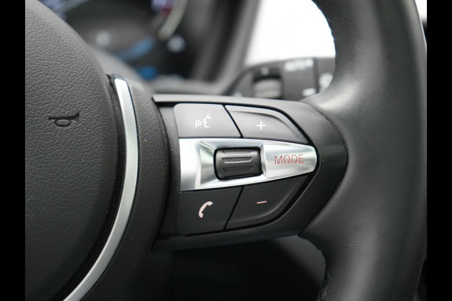 BMW X2 xDrive25e M sport X Plug in Hybrid | PHEV | Panodak | Adaptive Cruise | Head-up Display | Harman/Kardon | Sportstoelen Memory | Stoel & Stuurwiel verwarming | LED | 19'' L.M. |