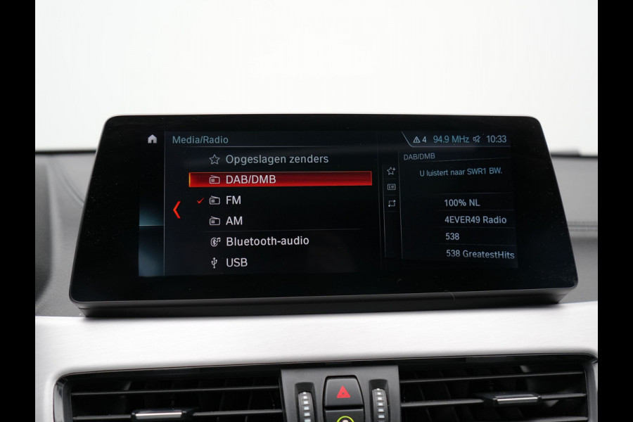 BMW X2 xDrive25e M sport X Plug in Hybrid | PHEV | Panodak | Adaptive Cruise | Head-up Display | Harman/Kardon | Sportstoelen Memory | Stoel & Stuurwiel verwarming | LED | 19'' L.M. |