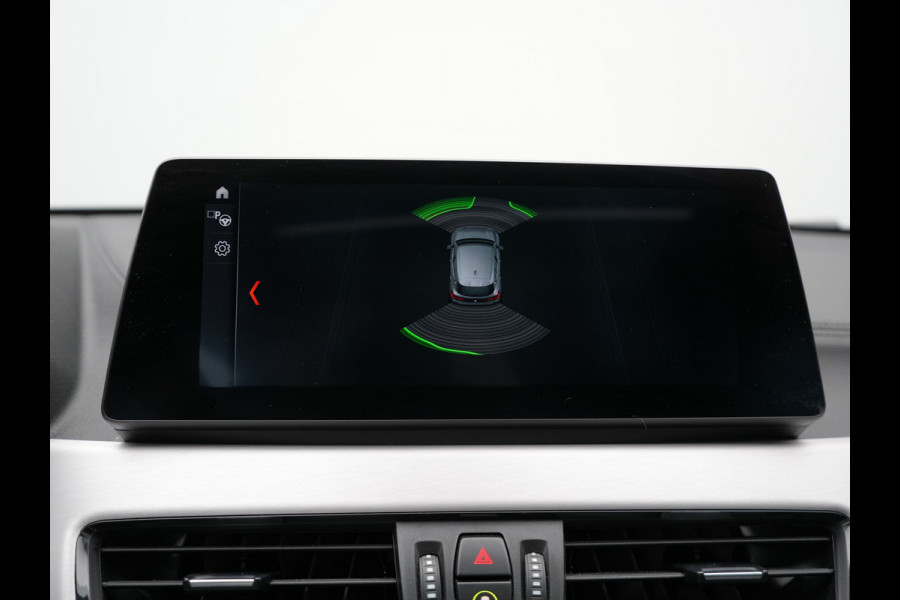 BMW X2 xDrive25e M sport X Plug in Hybrid | PHEV | Panodak | Adaptive Cruise | Head-up Display | Harman/Kardon | Sportstoelen Memory | Stoel & Stuurwiel verwarming | LED | 19'' L.M. |