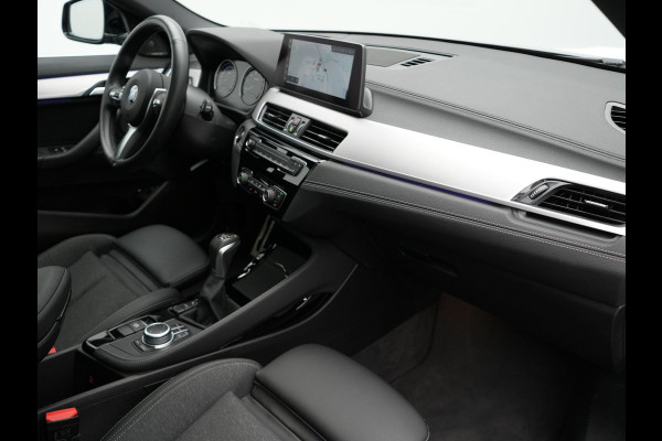 BMW X2 xDrive25e M sport X Plug in Hybrid | PHEV | Panodak | Adaptive Cruise | Head-up Display | Harman/Kardon | Sportstoelen Memory | Stoel & Stuurwiel verwarming | LED | 19'' L.M. |