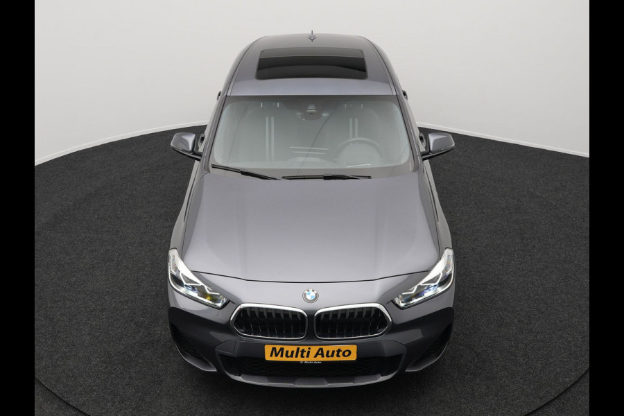 BMW X2 xDrive25e M sport X Plug in Hybrid | PHEV | Panodak | Adaptive Cruise | Head-up Display | Harman/Kardon | Sportstoelen Memory | Stoel & Stuurwiel verwarming | LED | 19'' L.M. |