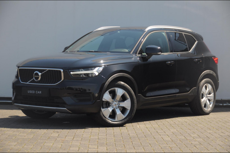 Volvo XC40 T4 190PK Automaat Momentum Pro Navigatie / Parkeersensoren Voor & achter / Parkeercamera achter / Semi Elek. wegklapbare trekhaak / Climate Control /  Getinte ramen vanaf de B-Stijl / Premium Audi Harman Kardon