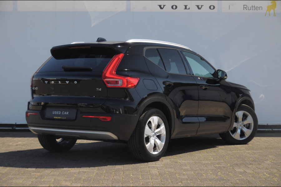 Volvo XC40 T4 190PK Automaat Momentum Pro Navigatie / Parkeersensoren Voor & achter / Parkeercamera achter / Semi Elek. wegklapbare trekhaak / Climate Control /  Getinte ramen vanaf de B-Stijl / Premium Audi Harman Kardon