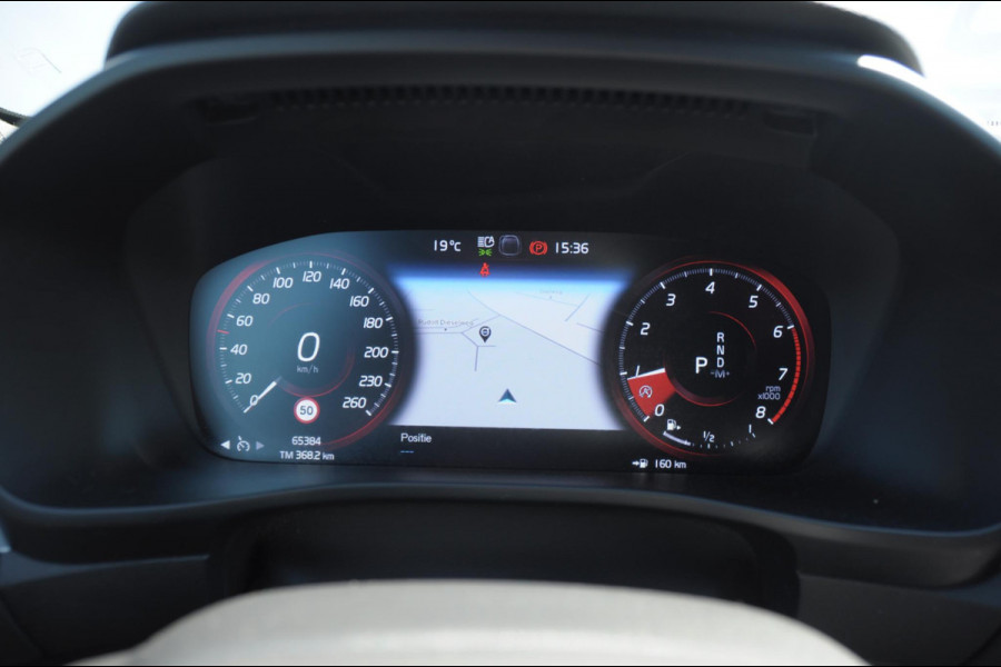 Volvo XC40 T4 190PK Automaat Momentum Pro Navigatie / Parkeersensoren Voor & achter / Parkeercamera achter / Semi Elek. wegklapbare trekhaak / Climate Control /  Getinte ramen vanaf de B-Stijl / Premium Audi Harman Kardon