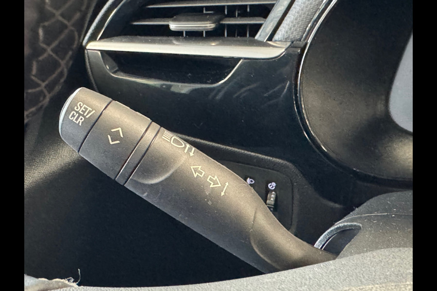 Opel CORSA-E AUT. AIRCO CRUISE NAVIGATIE APPLE CARPLAY STOELVERWARMING KEYLESS-GO