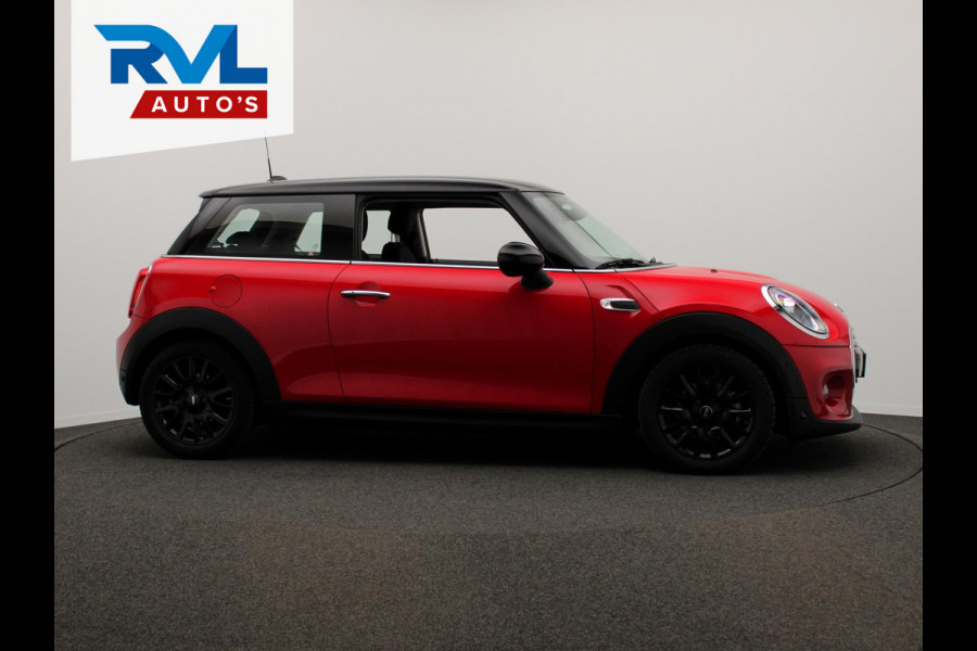 MINI Mini 1.5 Cooper Automaat Carplay Navigatie Camera Climate-control Cruise * Origineel Nederlands *