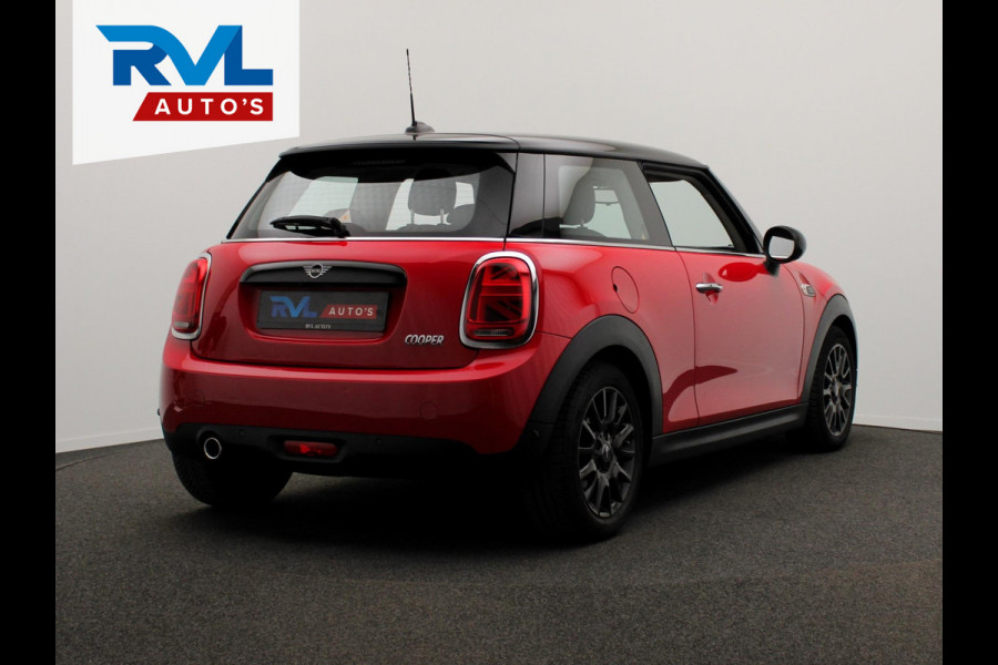MINI Mini 1.5 Cooper Automaat Carplay Navigatie Camera Climate-control Cruise * Origineel Nederlands *