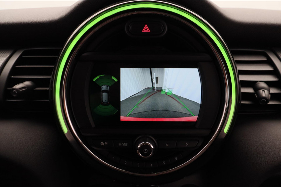 MINI Mini 1.5 Cooper Automaat Carplay Navigatie Camera Climate-control Cruise * Origineel Nederlands *