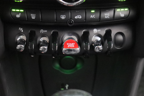 MINI Mini 1.5 Cooper Automaat Carplay Navigatie Camera Climate-control Cruise * Origineel Nederlands *