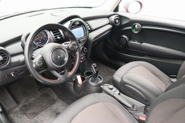 MINI Mini 1.5 Cooper Automaat Carplay Navigatie Camera Climate-control Cruise * Origineel Nederlands *