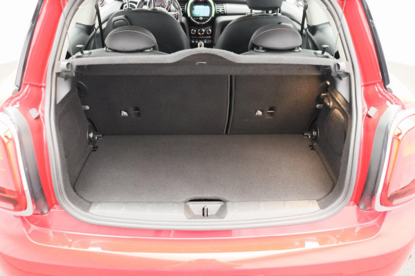 MINI Mini 1.5 Cooper Automaat Carplay Navigatie Camera Climate-control Cruise * Origineel Nederlands *