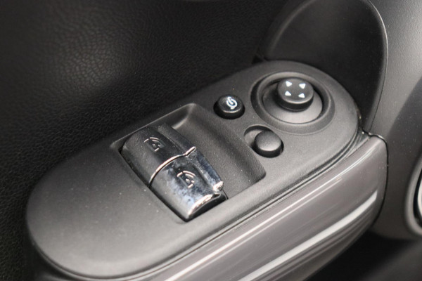 MINI Mini 1.5 Cooper Automaat Carplay Navigatie Camera Climate-control Cruise * Origineel Nederlands *