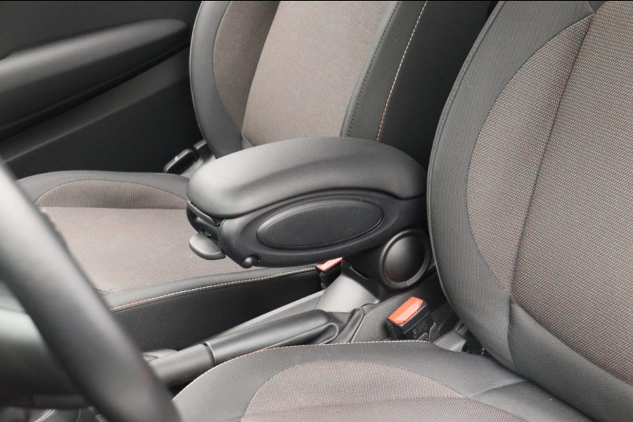 MINI Mini 1.5 Cooper Automaat Carplay Navigatie Camera Climate-control Cruise * Origineel Nederlands *