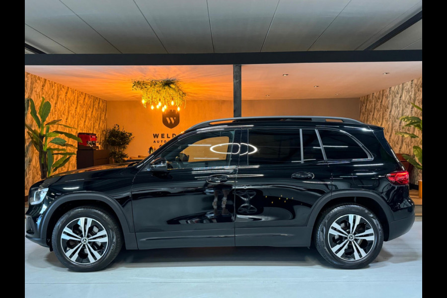 Mercedes-Benz Glb 200 Garantie Trekhaak Pano Leder CarPlay StoelVW PDC Parkeerhulp Sportstand Cruise Navi Clima LED DAB Rijklaar