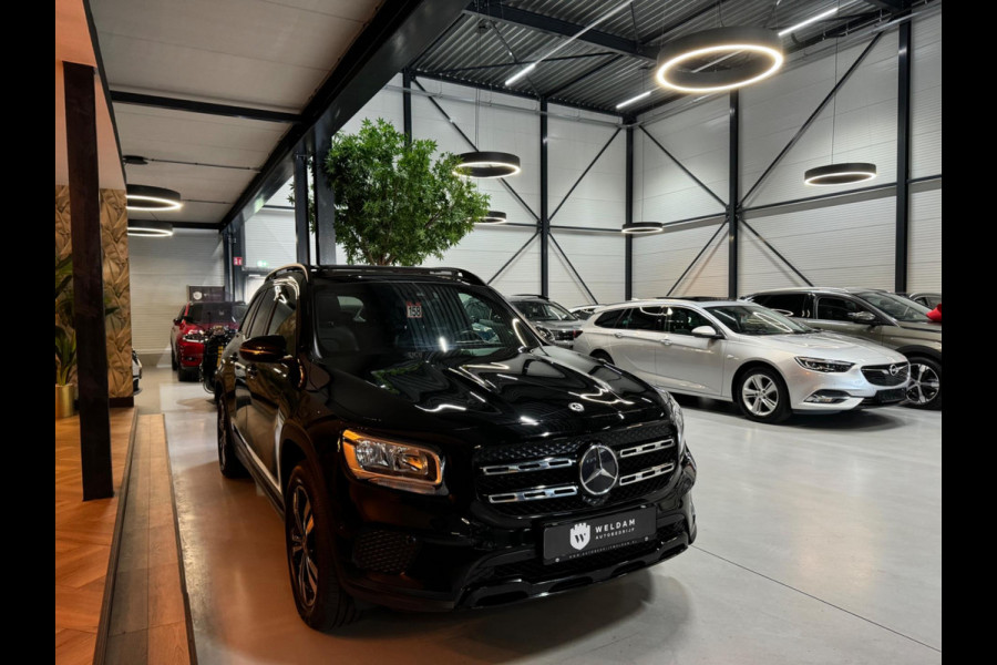 Mercedes-Benz Glb 200 Garantie Trekhaak Pano Leder CarPlay StoelVW PDC Parkeerhulp Sportstand Cruise Navi Clima LED DAB Rijklaar