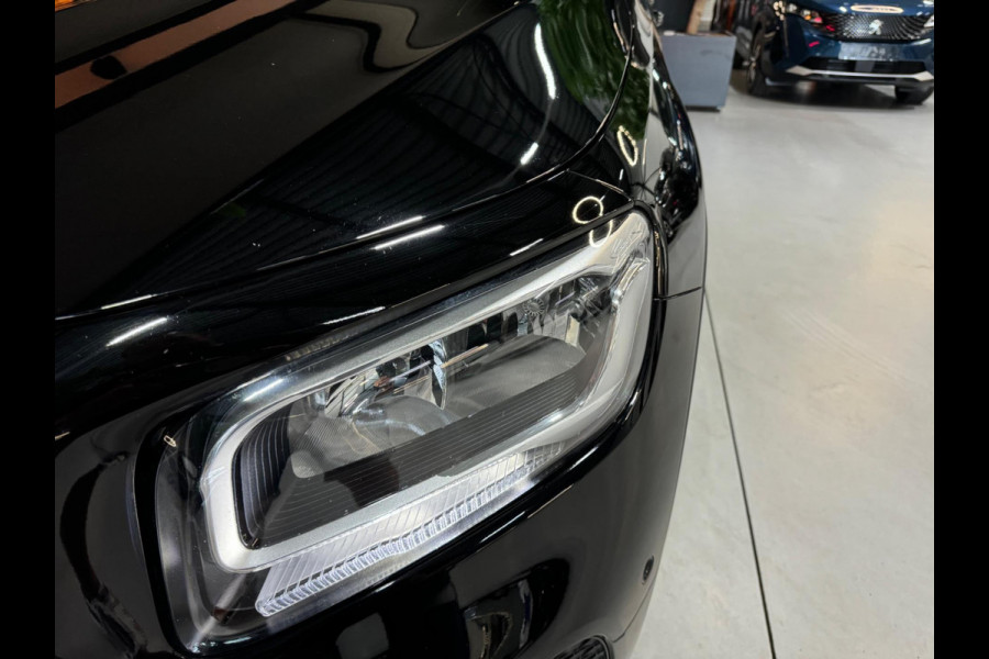 Mercedes-Benz Glb 200 Garantie Trekhaak Pano Leder CarPlay StoelVW PDC Parkeerhulp Sportstand Cruise Navi Clima LED DAB Rijklaar