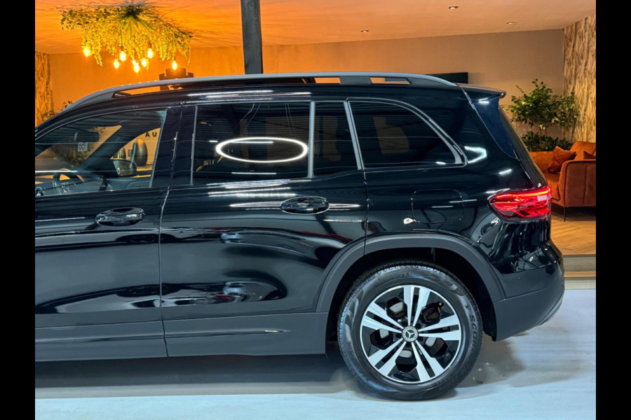 Mercedes-Benz Glb 200 Garantie Trekhaak Pano Leder CarPlay StoelVW PDC Parkeerhulp Sportstand Cruise Navi Clima LED DAB Rijklaar