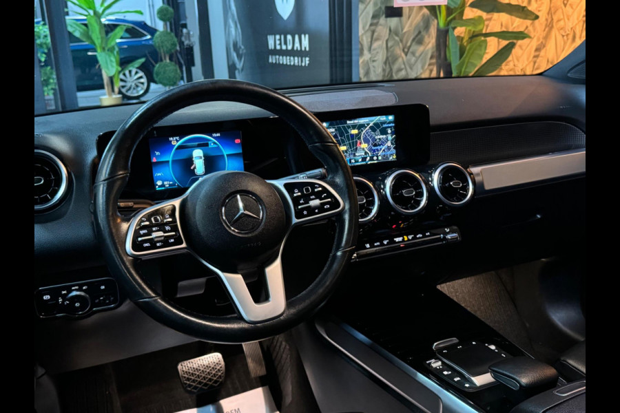 Mercedes-Benz Glb 200 Garantie Trekhaak Pano Leder CarPlay StoelVW PDC Parkeerhulp Sportstand Cruise Navi Clima LED DAB Rijklaar