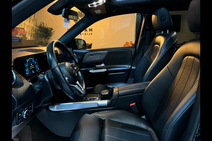 Mercedes-Benz Glb 200 Garantie Trekhaak Pano Leder CarPlay StoelVW PDC Parkeerhulp Sportstand Cruise Navi Clima LED DAB Rijklaar