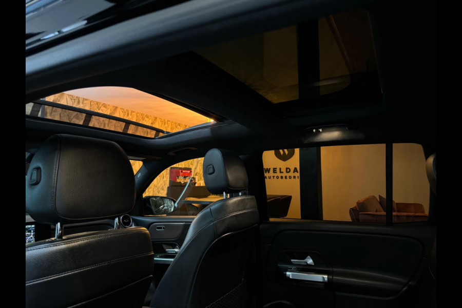 Mercedes-Benz Glb 200 Garantie Trekhaak Pano Leder CarPlay StoelVW PDC Parkeerhulp Sportstand Cruise Navi Clima LED DAB Rijklaar